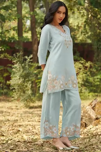 Blue embroidered viscose jacquard straight kurta set