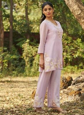Lavender embroidered viscose jacquard straight kurta set 4