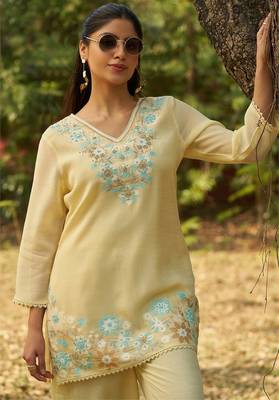 Yellow embroidered viscose jacquard straight kurta set 5