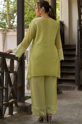Green embroidered pure cotton straight kurta set 2