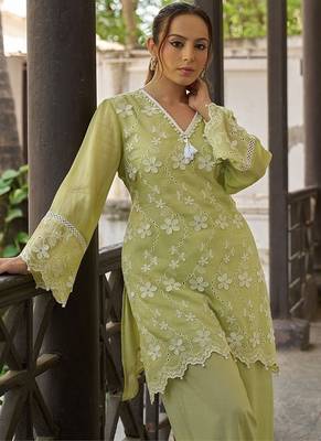 Green embroidered pure cotton straight kurta set 5