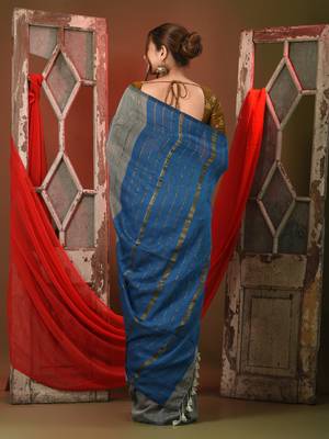Steel grey cotton saree with zari stripes 3