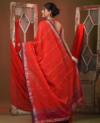 Red cotton patli pallu saree with stripes zari designs and dual border 3