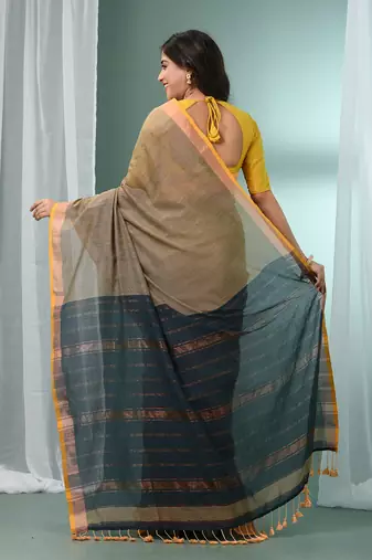 Ecru cotton saree with stripes zari pallu
