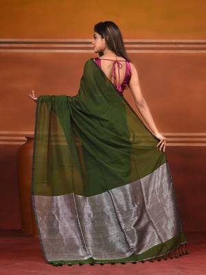 Forest green cotton soft saree with contrast silver pallu 2