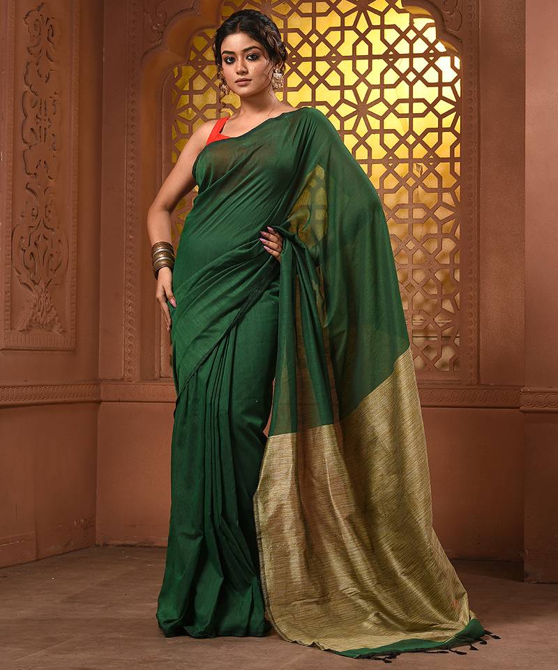 Green cotton soft saree with contrast beige pallu