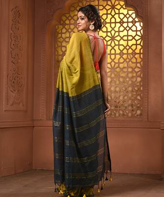 Corn yellow cotton soft saree with zari stripe pallu 3