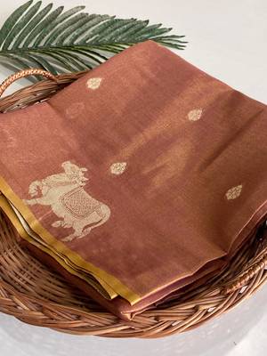 light orange coloer Zari All Over Pichwai Pattern Tilak Butti Motifs tissue saree 3