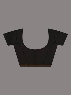 Black cotton soft saree with stripe pattern 4