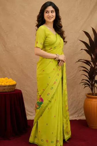 Parrot soft silk blend banarasi jacuard work pethani saree with unstitched blouse piece