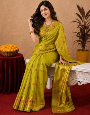 Parrot soft silk blend banarasi jacuard work pethani saree with unstitched blouse piece 4