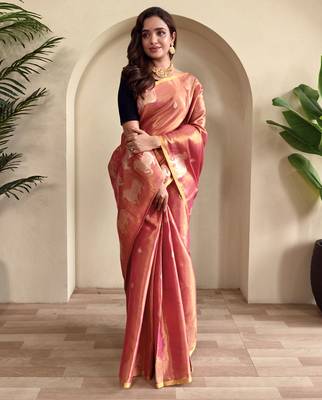 pink coloer Zari All Over Pichwai Pattern Tilak Butti Motifs tissue saree 1