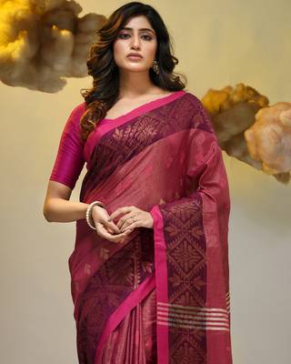 Magenta tissue handwoven soft saree with texture designs 5