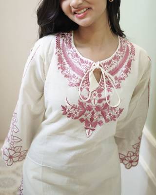 Ivory Cotton Kurta Set with Intricate Magenta Floral Embroidery 3-Piece Set 2