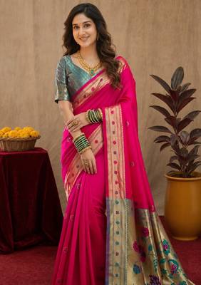 Rani pink soft silk blend banarasi jacuard work pethani saree with unstitched blouse piece 5