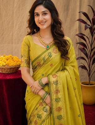 Parrot soft silk blend banarasi jacuard work pethani saree with unstitched blouse piece 5
