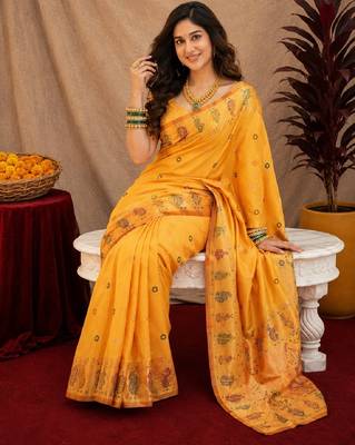 Yellow soft silk blend banarasi jacuard work pethani saree with unstitched blouse piece 1