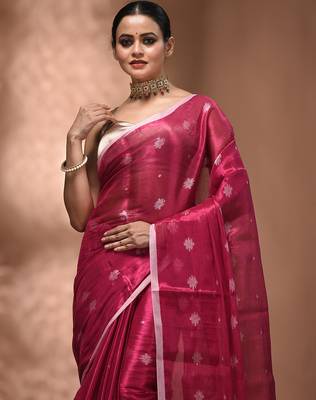 Pink texture motifs tissue saree with stripes pallu 5