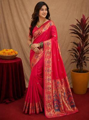 Pink soft silk blend banarasi jacuard work pethani saree with unstitched blouse piece 2