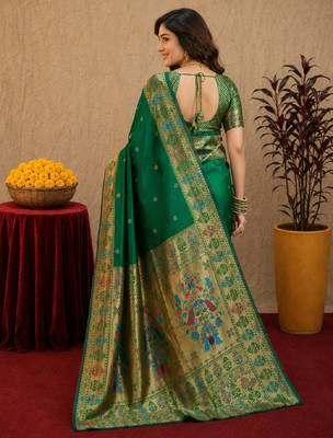 Green soft silk blend banarasi jacuard work pethani saree with unstitched blouse piece 3