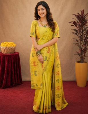 Parrot soft silk blend banarasi jacuard work pethani saree with unstitched blouse piece 1