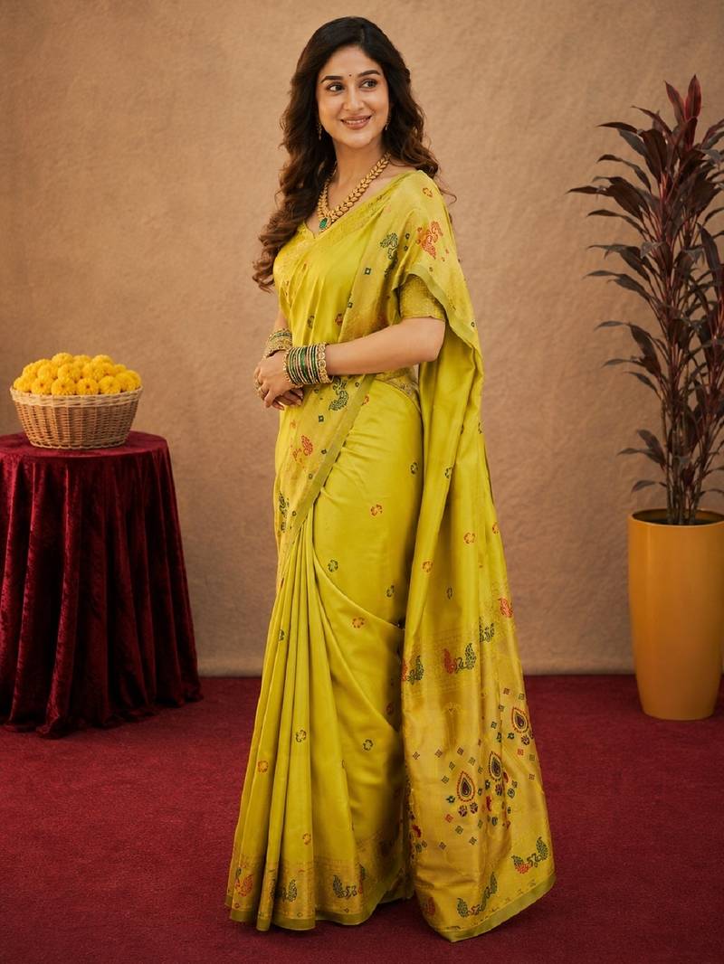 Parrot soft silk blend banarasi jacuard work pethani saree with unstitched blouse piece