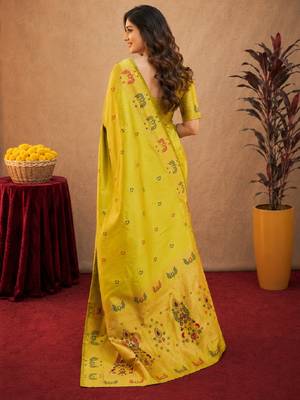 Parrot soft silk blend banarasi jacuard work pethani saree with unstitched blouse piece 3