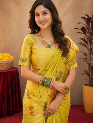 Parrot soft silk blend banarasi jacuard work pethani saree with unstitched blouse piece 4