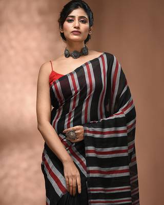 Black cotton soft saree with stripe pattern 5