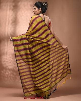 Corn yellow cotton soft saree with stripe pattern 2