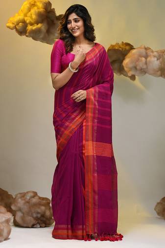 Magenta cotton soft saree with stripe pattern