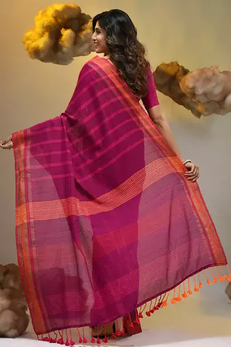 Magenta cotton soft saree with stripe pattern