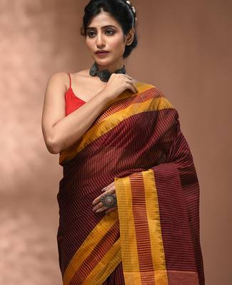 Maroon bengal tant pure cotton saree with yellow border 4