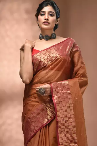 Brown tant pure cotton saree with zari border
