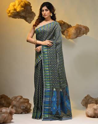 Grey silk cotton handwoven soft jamdani saree 3