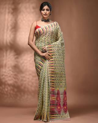 Pidtachio green silk cotton handwoven soft jamdani saree 1