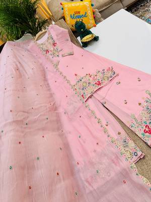 Pink mal chanderi codding embroidery siqunce work kurta sharara with duppta set 2