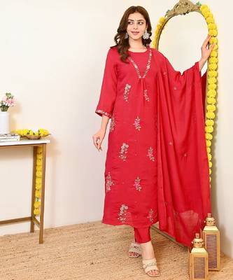 Women's red chanderi embroidered straight kurta set with dupatta and pant 3