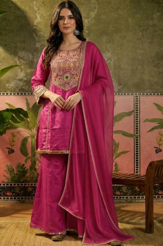 Women's pink crepe embroidered kurta set with dupatta and palazzo