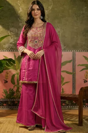 Women's pink crepe embroidered kurta set with dupatta and palazzo