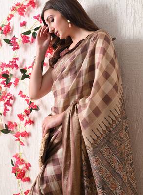 beige cotton blend checks print golden zari woven border saree with unstitched blouse piece 5