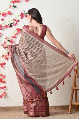 beige cotton blend paisley print golden zari woven border saree with unstitched blouse piece 5