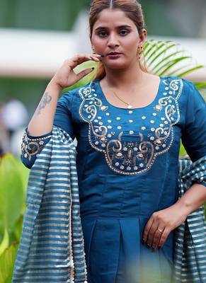 Heavy embroidered peacock blue pleated kurta set with silk dupatta & pant pair 2