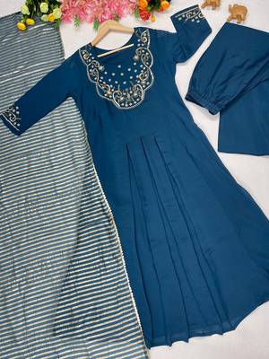 Heavy embroidered peacock blue pleated kurta set with silk dupatta & pant pair 4