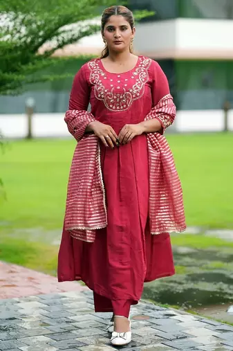 Heavy embroidered peacock red pleated kurta set with silk dupatta & pant pair