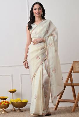 off white tissue crush embellished lace border saree with unstitched blouse piece 1
