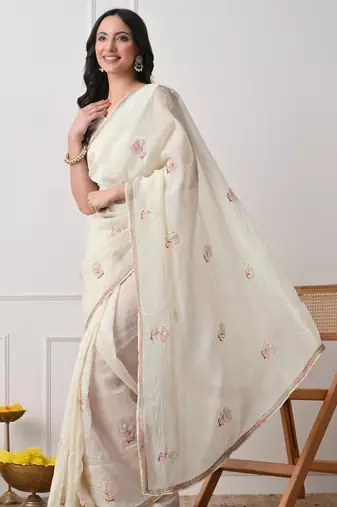 off white tissue crush embellished lace border saree with unstitched blouse piece