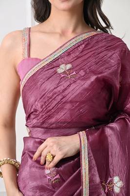 magenta tissue crush embellished lace border saree with unstitched blouse piece 3