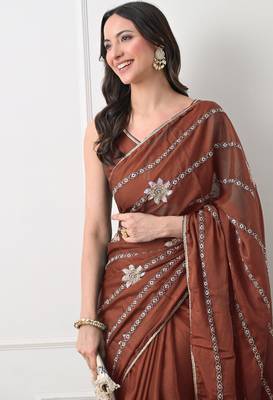 rust georgette embellished lace border saree with unstitched blouse piece 5