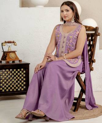 Women’s lavender  embroidered anarkali style kurta with palazzo pants 3